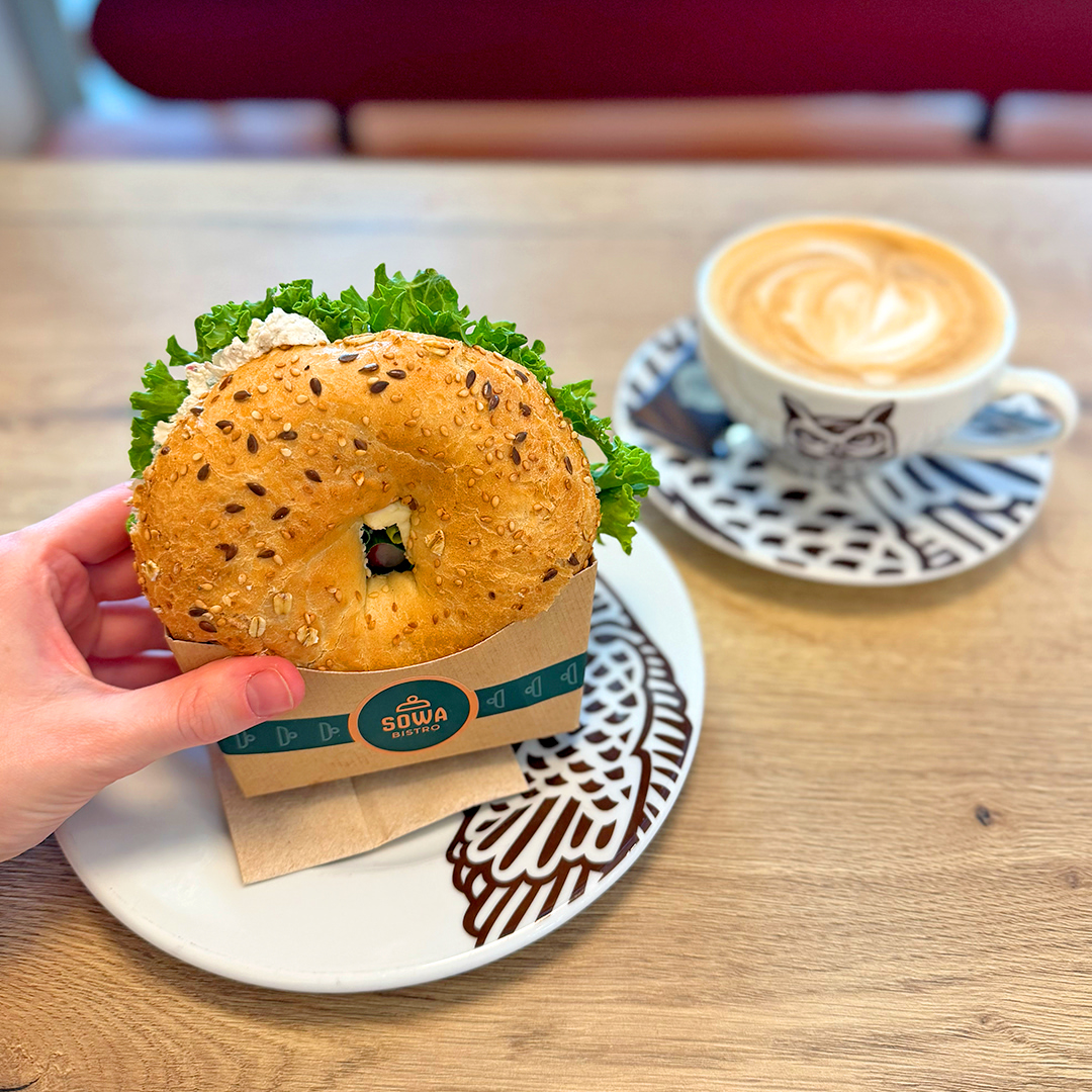 feed image